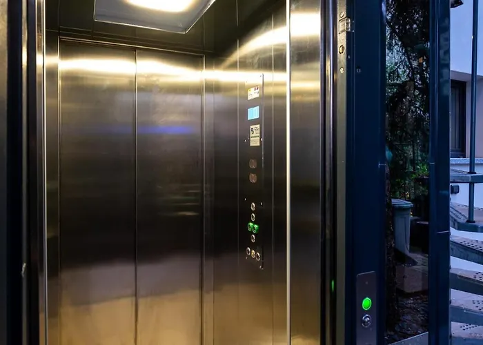 Italian Lakes 14009 Daire Lesa