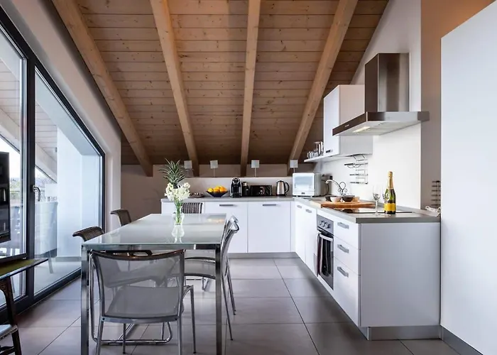 아파트 Italian Lakes 14009 *